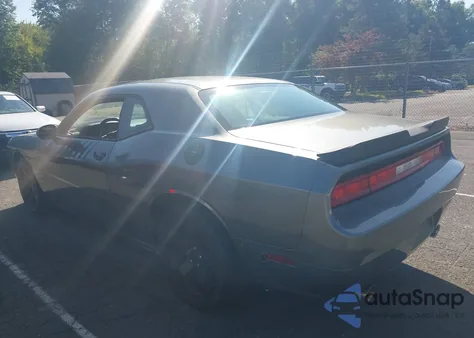 2012 Dodge Challenger Sxt from USA, damaged, VIN 2C3CDYAG7CH235799